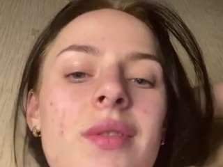 Live webcam model ketti-fil on Soda Cams