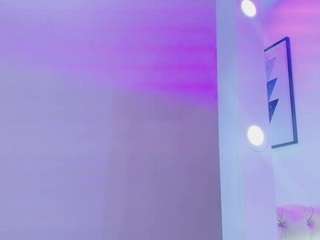 LilaMonroee live webcam show
