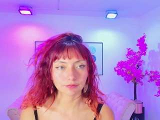 LilaMonroee live webcam show