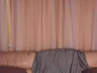 Live webcam model lunacaams on Soda Cams