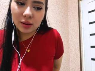 Live webcam model maybellschweigart on Soda Cams