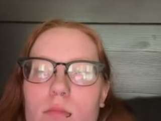 Live webcam model redhotfox03 on Soda Cams