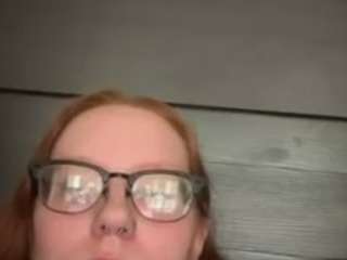 Live webcam model redhotfox03 on Soda Cams