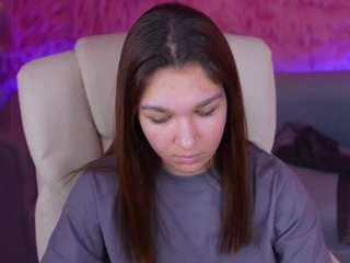 Live webcam model violetastarr on Soda Cams