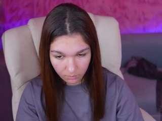 Live webcam model violetastarr on Soda Cams