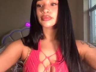 Questo modello è in diretta ora. alexisbae888