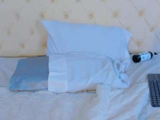 Live webcam model amelia-rossetti on Soda Cams