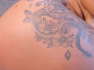 Este modelo está ao vivo agora. amelia-rossetti