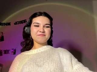 Live webcam model eleanorhyter on Soda Cams