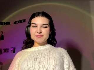 Live webcam model eleanorhyter on Soda Cams