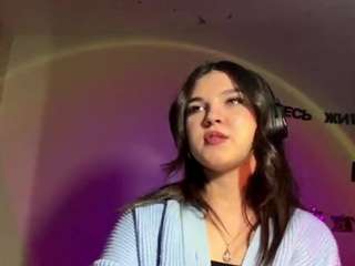 Live webcam model eleanorhyter on Soda Cams