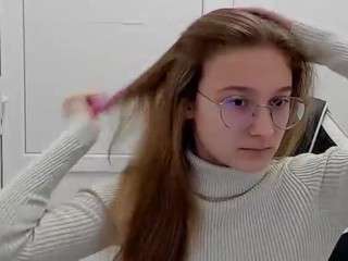 Live webcam model millykiss on Soda Cams