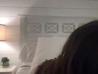 Live webcam model mzbelle69 on Soda Cams