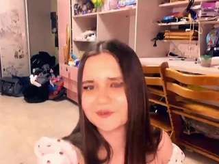 paulinanassif's CamSoda show and profile