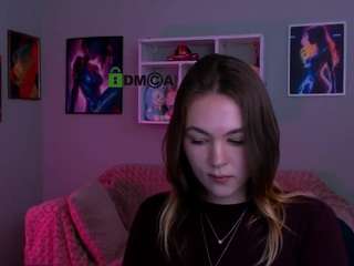 shinykaya's CamSoda show and profile