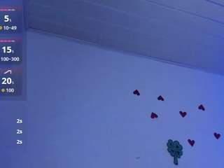 briana-kimm's CamSoda show and profile