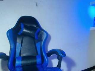 briana-kimm Live Webcam on CamSoda