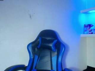briana-kimm live webcam show