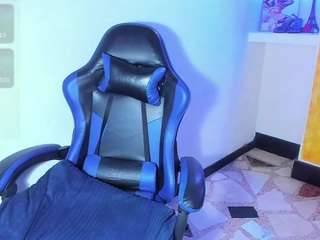 briana-kimm live webcam show