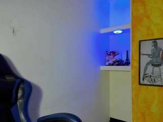 Briana-kimm live webcam show