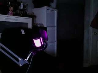 Live webcam model carrienoona on Soda Cams