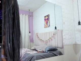 cloe-maisonn live webcam show