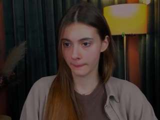 Live stream of darly-honey