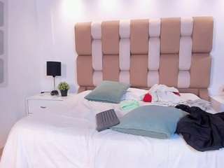 gaialewis live webcam show