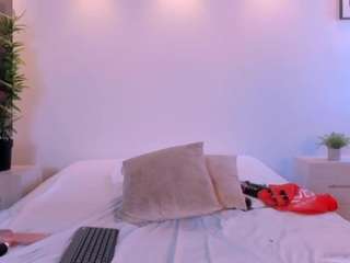 gaialewis live webcam show