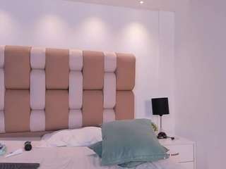 gaialewis live webcam show