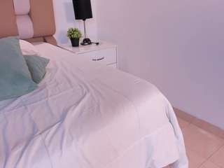 gaialewis live webcam show