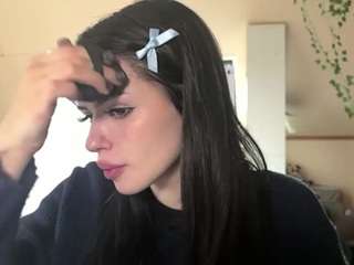 lanettekehew, female webcam model,  years old, on live webcam