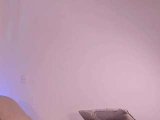 saracavali live webcam show