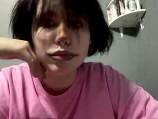 Live webcam model shalandaselbig on Soda Cams