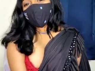 Live webcam model shivani03 on Soda Cams