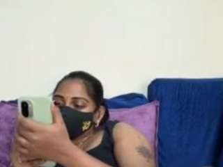shivani03 webcam