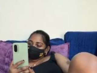 shivani03 webcam