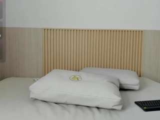 Stefany Lure live cam