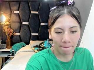 Acest model este live acum. abril-fox