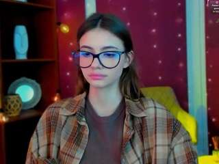 Live webcam model alma-heart on Soda Cams