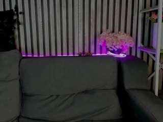 april-jacksonn webcam