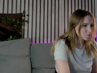 april-jacksonn webcam