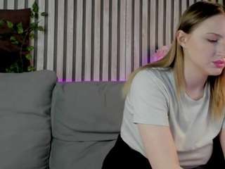 april-jacksonn webcam