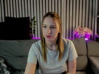 april-jacksonn Live Webcam on CamSoda