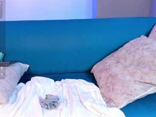 arianarousee live webcam show