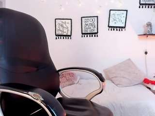 arianarousee live cam preview