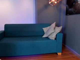 arianarousee live cam preview