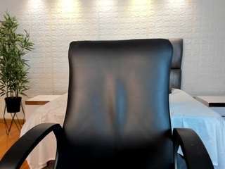 arianarousee's live room