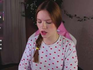 Live webcam model diana-brookss on Soda Cams