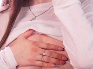 Live webcam model eleninieratko on Soda Cams